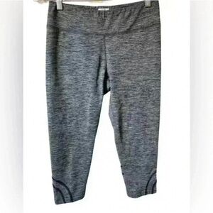 NILS Marled Gray Cropped Gray Leggings
